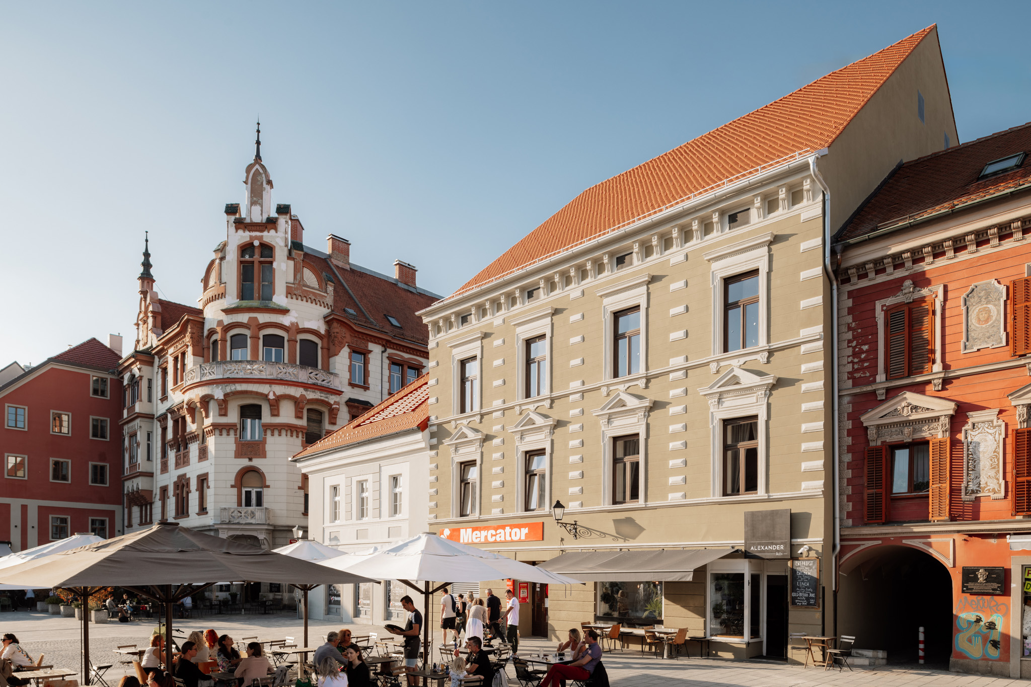 Main Square Building